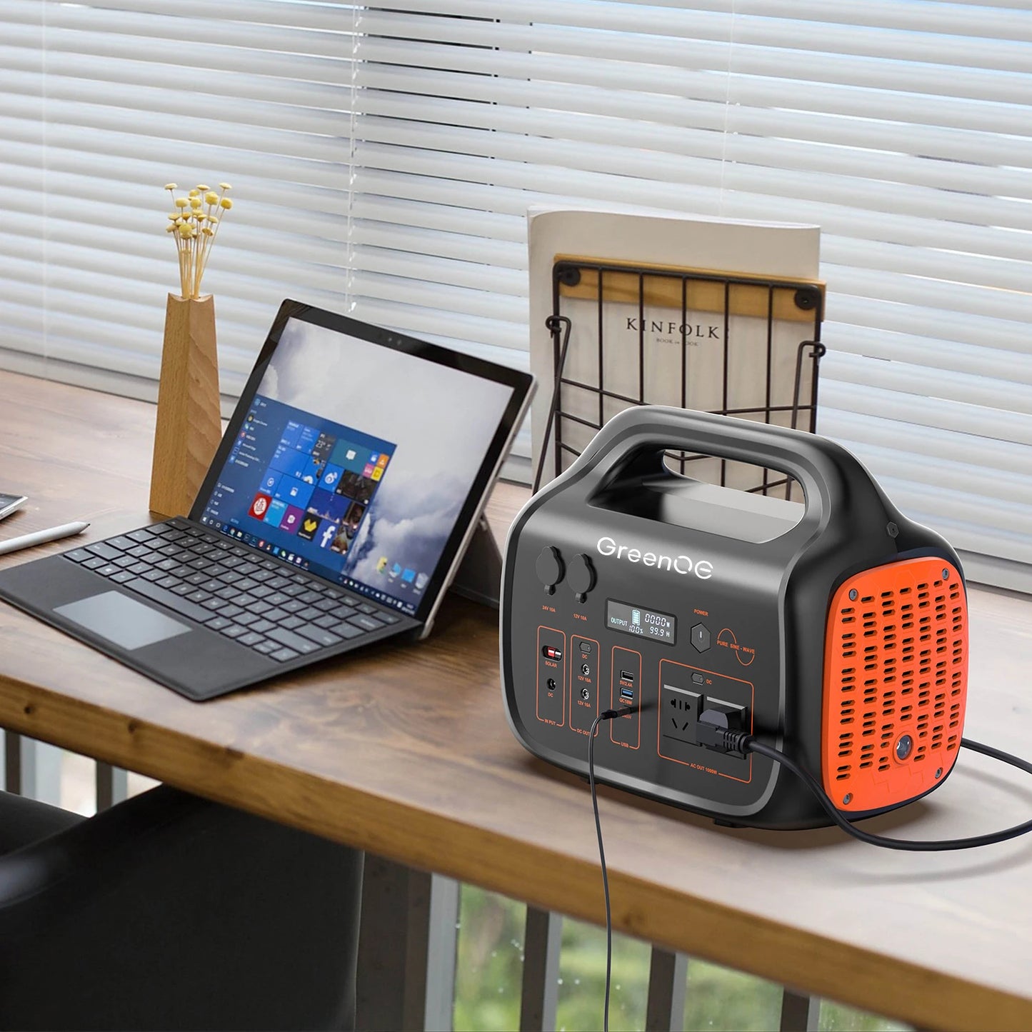 1000W 1024Wh Portable Power Station USB-C Solar Generator with LED 11 Ports